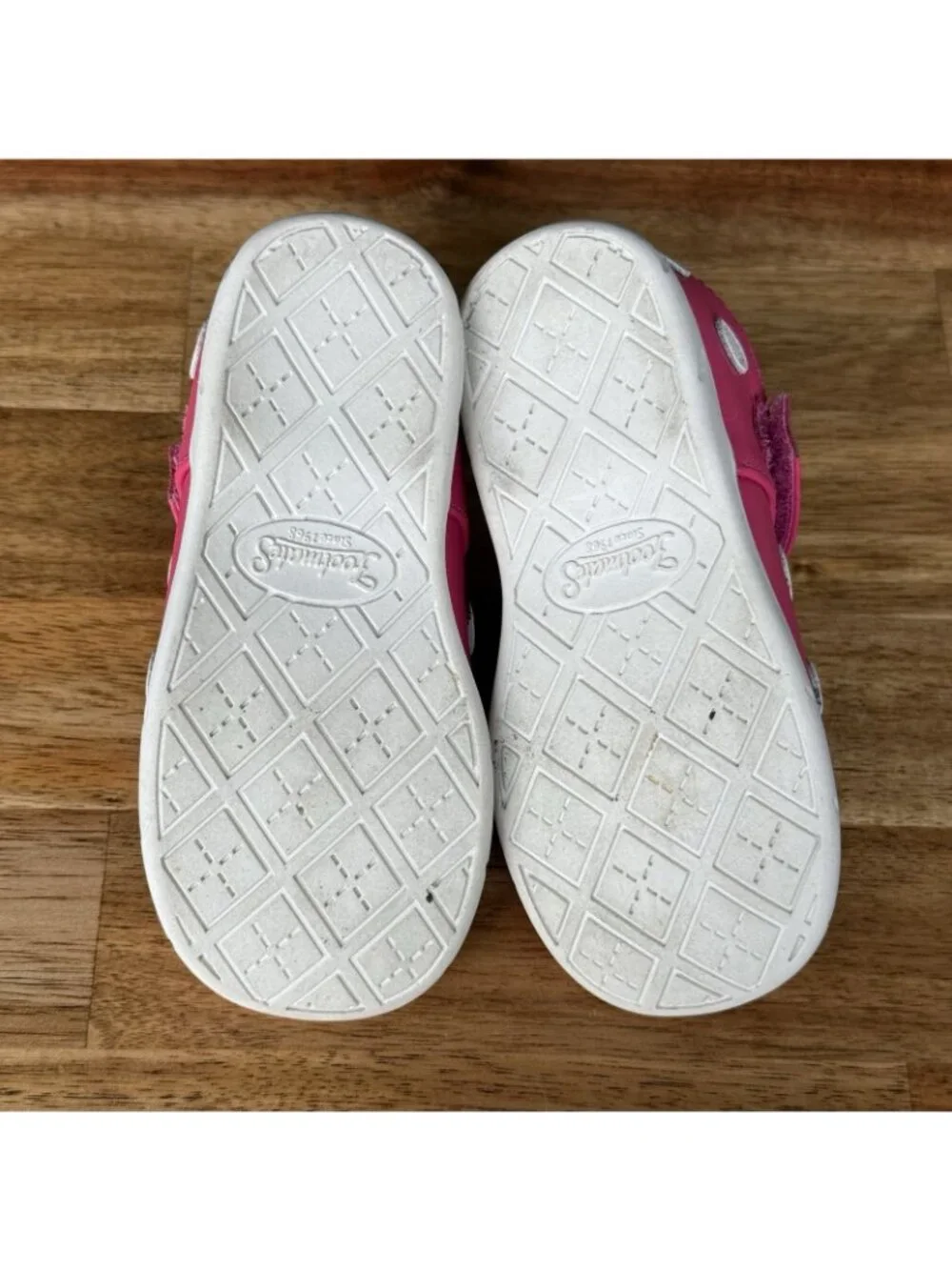 FOOTMATES Girls Dottie Hot Pink Leather Mary Jane style Size 5 W/Box And Insoles